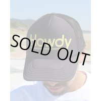 HOWDY / Logo メッシュキャップ ブラックｘイエロー