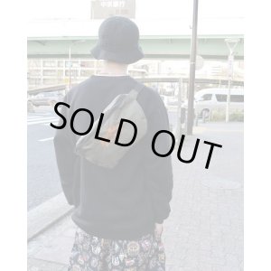 画像1: FUCKIN' MELLOW CLOTHING x PICTURE MOUSE / ボディーバッグ OD x ORANGE