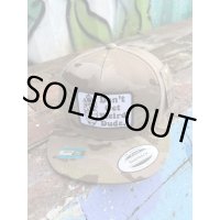 ラスト2枚で終了 DGWD / GUN TALK スナップバックメッシュキャップ DESERT CAMO