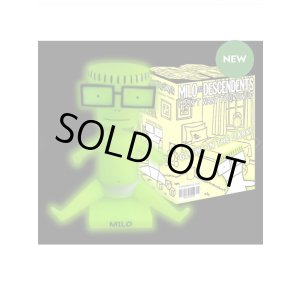 画像7: 送料無料 1000体限定生産 ラスト1個で終了 シリアルナンバー入り AGGRONAUTIX / DESCENDENTS – Milo “I Don’t Want To Grow Up” グローインザダーク ボブルヘッド・フィギュア