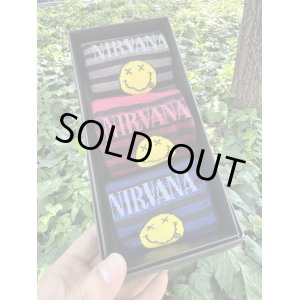 画像1: ラスト1箱で終了 NIRVANA / Smile Logo オリジナルボックス入り 靴下3足セット