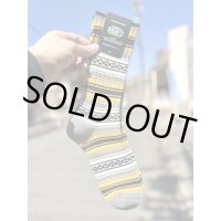 NAUGHTY x ching & co. / FALSA スケーターソックス マスタード