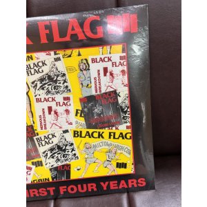 画像3: 5枚のみ限定入荷 BLACK FLAG / The First Four Years 12インチ レコード SST Records Official 新品未開封