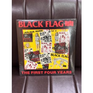 画像2: 5枚のみ限定入荷 BLACK FLAG / The First Four Years 12インチ レコード SST Records Official 新品未開封