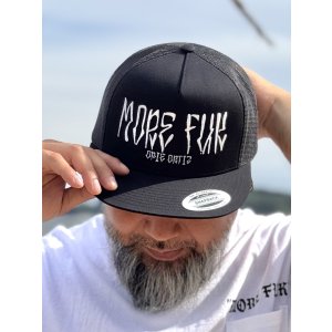 画像1: 送料無料 残り2枚で終了 MORE FUCK / MORE FUK メッシュスナップバックキャップ ブラック