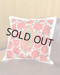 ラスト1個で終了 送料無料 ESTRELLA STANDARD / GUATEMALA  ALL刺繍 グアダルーペ 薔薇 クッションカバー&ヌードクッションセット ホワイト