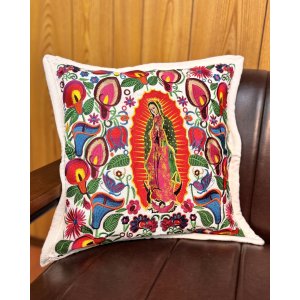 画像2: 送料無料 ESTRELLA STANDARD / GUATEMALA  ALL刺繍 グアダルーペ カラーリリー クッションカバー&ヌードクッションセット ホワイト