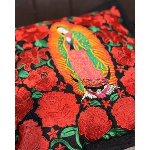 画像5: 送料無料 ESTRELLA STANDARD / GUATEMALA  ALL刺繍 グアダルーペ 薔薇 クッションカバー&ヌードクッションセット ブラック