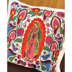 画像3: 送料無料 ESTRELLA STANDARD / GUATEMALA  ALL刺繍 グアダルーペ カラーリリー クッションカバー&ヌードクッションセット ホワイト