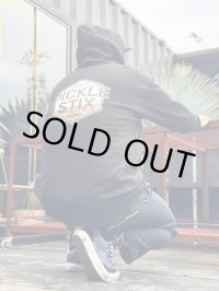送料無料 残りL、XLサイズのみ PICKLE STIX SURFBOARDS (SMELLY by NOFX) / NEAPOLITAN ジップアップパーカー BLACK
