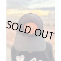ラスト2枚で終了 KORN / Oval Logo ベースボールキャップ BLACK