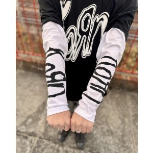 画像5: 送料無料 KORN / Metallic Logo 長袖Tシャツ BLACK / WHITE