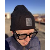 送料無料 DIXXON FLANNEL CO / Box Crest Ribbed ニットキャップ BLACK
