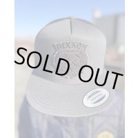 送料無料 ラスト1枚でSOLDOUT DIXXON FLANNEL CO / Sketchy メッシュスナップバックキャップ GREY / BLACK