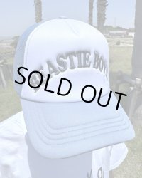 ラスト1枚で終了 BEASTIE BOYS / Text Logo メッシュキャップ ブルー