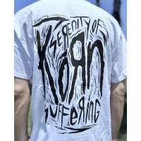 送料無料 KORN / Scratched Type Tシャツ ホワイト