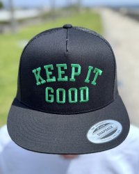 20th Anniversary Special Item FMC / KEEP IT GOOD artwork by ATSUxKICK (QUICKDEAD) スナップバックキャップ ブラック / グリーン