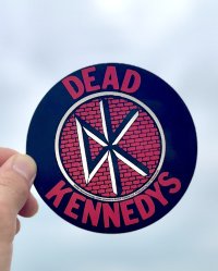 DEAD KENNEDYS / Bricks Round ステッカー (Copyright 2000)
