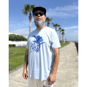 画像3: オーピーさん直買付アイテム 送料無料 DGWD / BLUE DAGGER OWL 半袖Tシャツ ライトブルー Artwork by MR. LEE