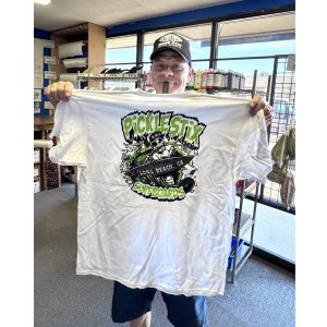 画像1: スメリーさん直買い付けアイテム 送料無料 L、XLサイズのみ BALL&CHAIN別注 PICKLE STIX SURFBOARDS / Biohazard Tシャツ ホワイト