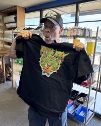 スメリーさん直買い付けアイテム 送料無料  L、XLサイズのみ PICKLE STIX SURFBOARDS / BALL&CHAIN別注 Pickle Stix Tiger Tシャツ ブラック
