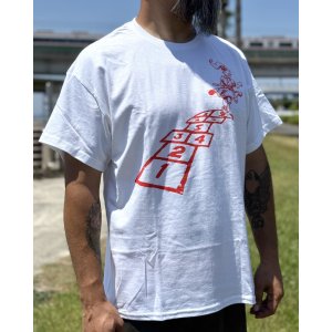 画像9: カリフォルニア買付アイテム 送料無料 XL、2XLサイズのみ KORN / Hopscotch Tシャツ ホワイト