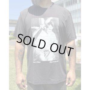 画像1: カリフォルニア買付アイテム 送料無料 プレミアムアイテム XLサイズ3枚限定 SUBLIME x SMKFLWR / Bradley Jakob Tシャツ ブラック
