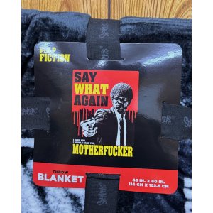 画像3: 送料無料 在庫5枚のみ Pulp Fiction / SAY WHAT AGAIN フリースブランケット