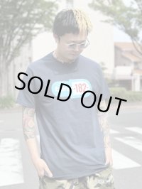 送料無料 カリフォルニア買付アイテム M1枚のみの入荷 BLINK182 / Pill Logo Tシャツ