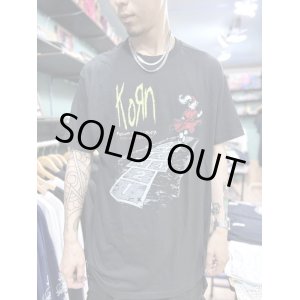 画像2: 送料無料 カリフォルニア買付アイテム Mサイズラスト1枚で終了 KORN / Follow The Leader 20th Anniversary Tシャツ