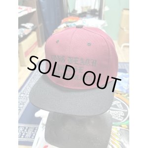 画像1: FUCKIN' MELLOW CLOTHING / Long Beach Posse スナップバックキャップ BLACKｘBURGUNDY