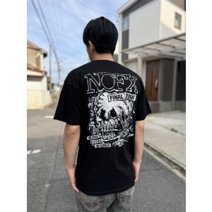 画像1: 送料無料 NOFX "Final Tour Last Merch" / Final Tour Skull Tシャツ (made in USA)