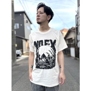 画像1: 送料無料 NOFX "Final Tour Last Merch" / OG Skull Tシャツ (made in USA)
