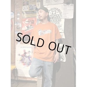 画像1: XLサイズラスト1枚で終了 "OPIE ORTIZ x BALL&CHAIN" / Skull & Rose コラボTシャツ TEXAS ORANGE