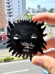 画像9: オーピーさん直買付アイテム 送料無料 ナンバリング入り 25個限定生産アイテム スパーレア SUBLIME x OPIE ORTIZ LIMITED EDITION BLACK METAL ENAMEL PIN (9)
