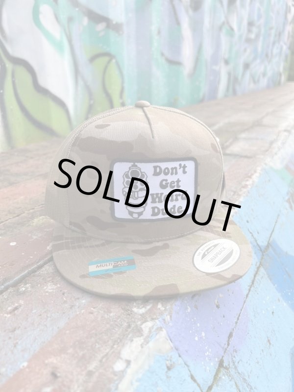 画像2: ラスト2枚で終了 DGWD / GUN TALK スナップバックメッシュキャップ DESERT CAMO (2)