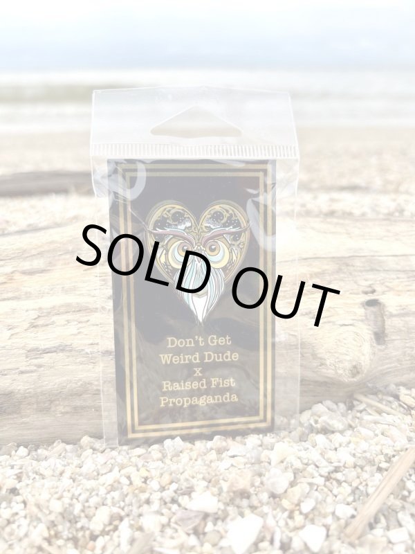 画像3: 2個のみ限定入荷 DGWD x Raised Fist Propaganda / コラボピンバッジ (3)