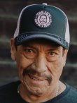 画像2: 送料無料 ラスト1枚で終了 TREJO'S COFFEE & DONUTS / Logo メッシュキャップ BLACK/PINK (2)