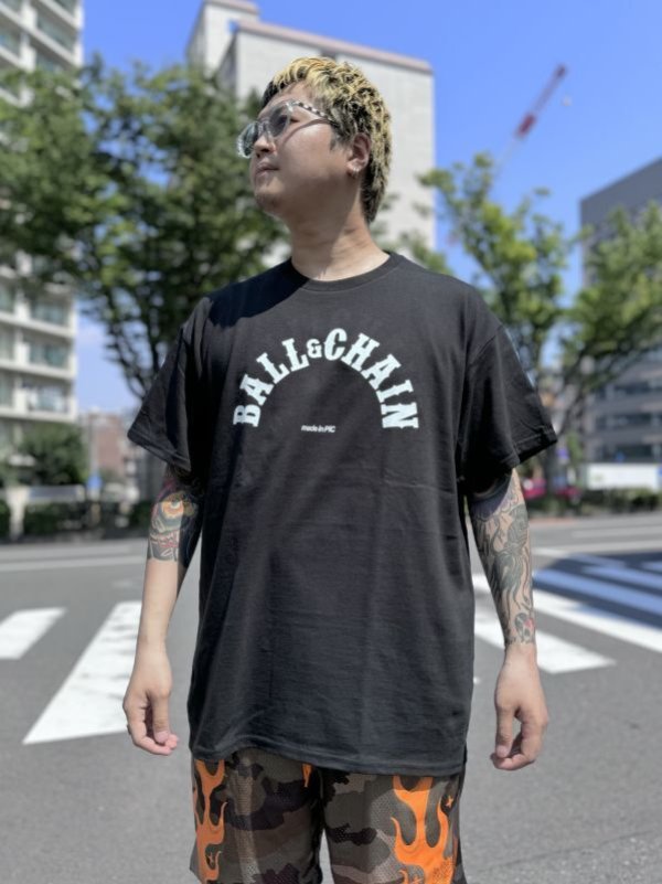 画像1: FUCKIN' MELLOW CLOTHING / BALL&CHAIN artwork by PICTURE MOUSE 半袖 Tシャツ BLACK (1)
