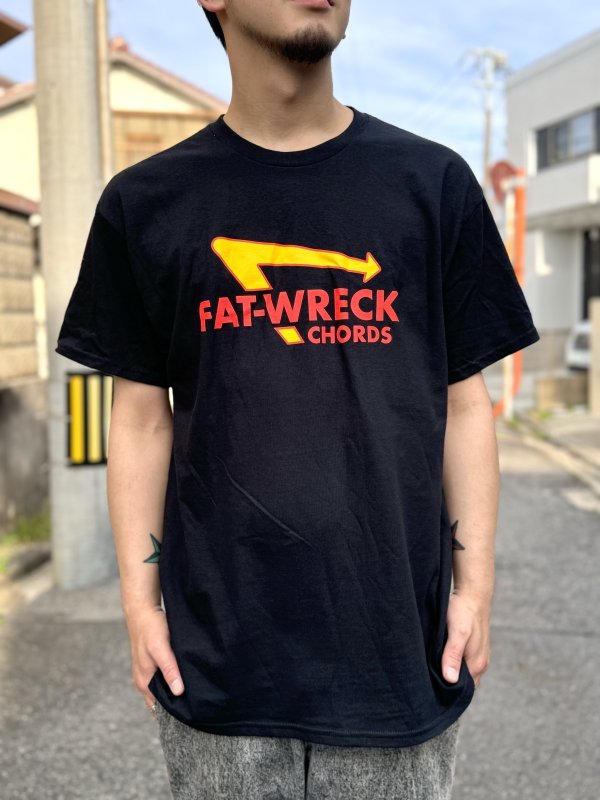 画像2: 送料無料 XLサイズ4枚のみ FAT WRECK CHORDS / FAT-N-OUT Tシャツ (2)