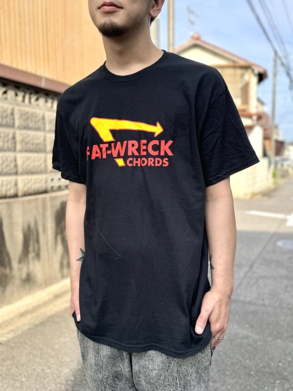 画像5: 送料無料 XLサイズ4枚のみ FAT WRECK CHORDS / FAT-N-OUT Tシャツ (5)