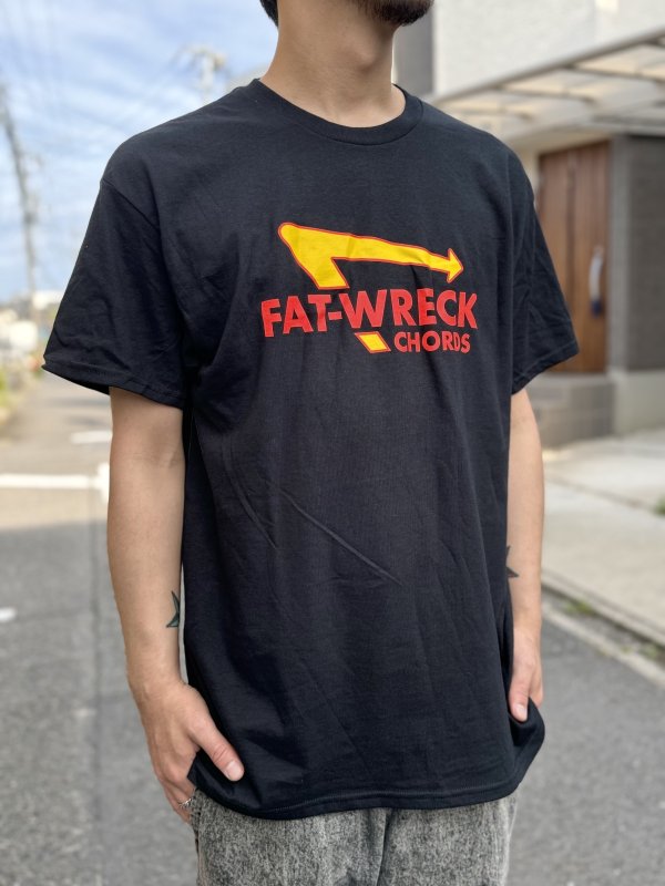 画像4: 送料無料 XLサイズ4枚のみ FAT WRECK CHORDS / FAT-N-OUT Tシャツ (4)