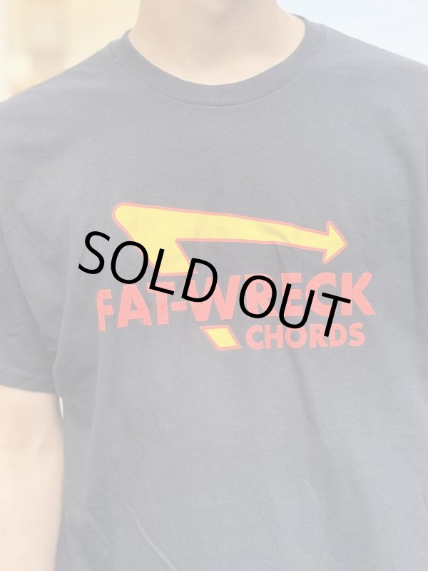 画像14: 送料無料 XLラスト2枚で終了 FAT WRECK CHORDS / FAT-N-OUT Tシャツ (14)