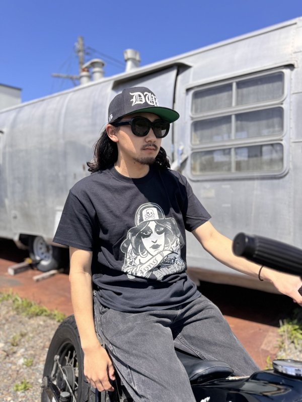 画像3: LONG BEACH DUB ALLSTARS / Tattoo Girl Artwork by Opie Ortiz Tシャツ ブラック (3)