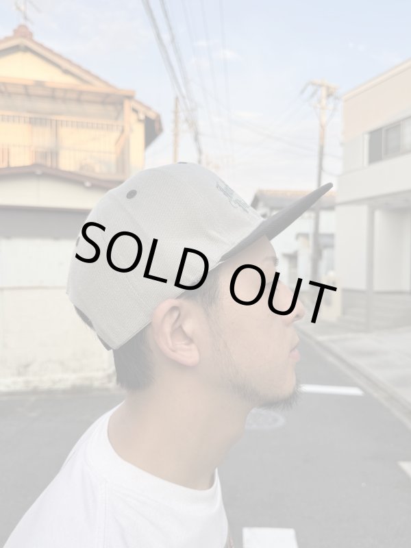 画像13: FUCKIN' MELLOW CLOTHING x PICTURE MOUSE / スナップバックキャップ グレー/グリーン (13)