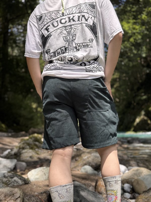 画像17: 送料無料 FUCKIN' MELLOW CLOTHING / "Hula Logo" designed by LOWHIDE コーデュロイ イージーショーツ ダークグリーン (17)