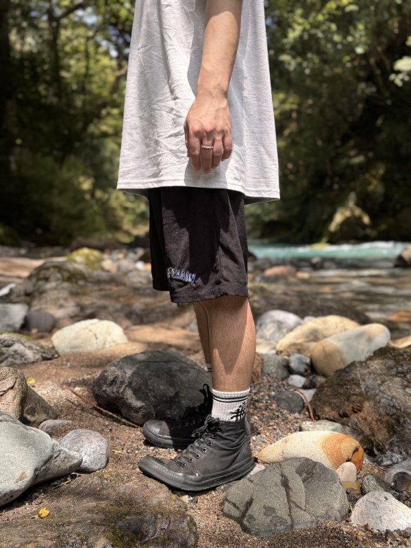 画像6: 送料無料 FUCKIN' MELLOW CLOTHING / "Hula Logo" designed by LOWHIDE コーデュロイ イージーショーツ ブラック (6)