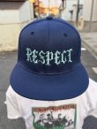 画像1: FUCKIN' MELLOW / RESPECT Artwork by WACKY  スナップバックキャップ ネイビー/ライトブルー (1)