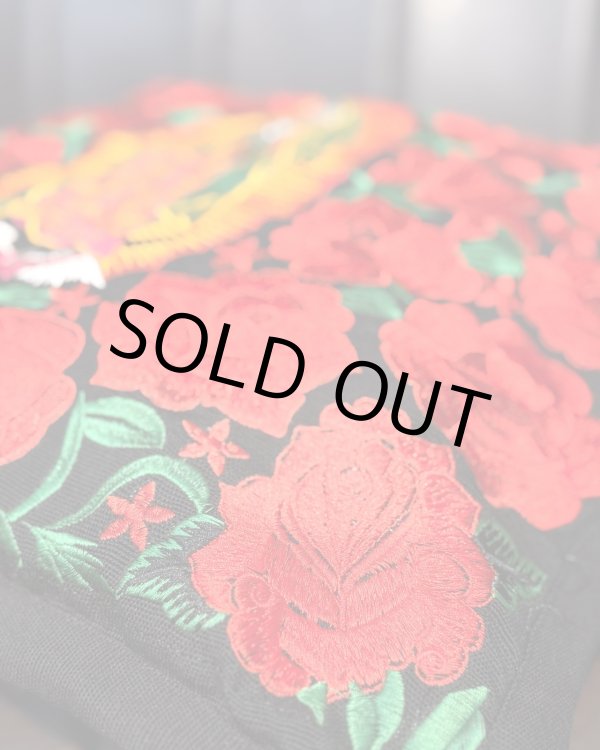 画像6: 送料無料 ESTRELLA STANDARD / GUATEMALA  ALL刺繍 グアダルーペ 薔薇 クッションカバー&ヌードクッションセット ブラック (6)