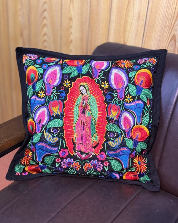 画像3: 送料無料 ESTRELLA STANDARD / GUATEMALA  ALL刺繍 グアダルーペ カラーリリー クッションカバー&ヌードクッションセット ブラック (3)